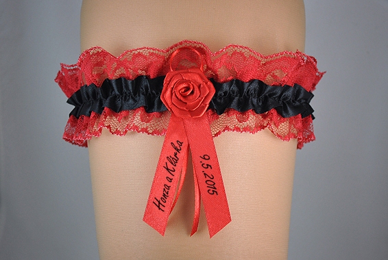 Doplnky pre nevestu - Podväzok s červenou ružičkou a potlačou