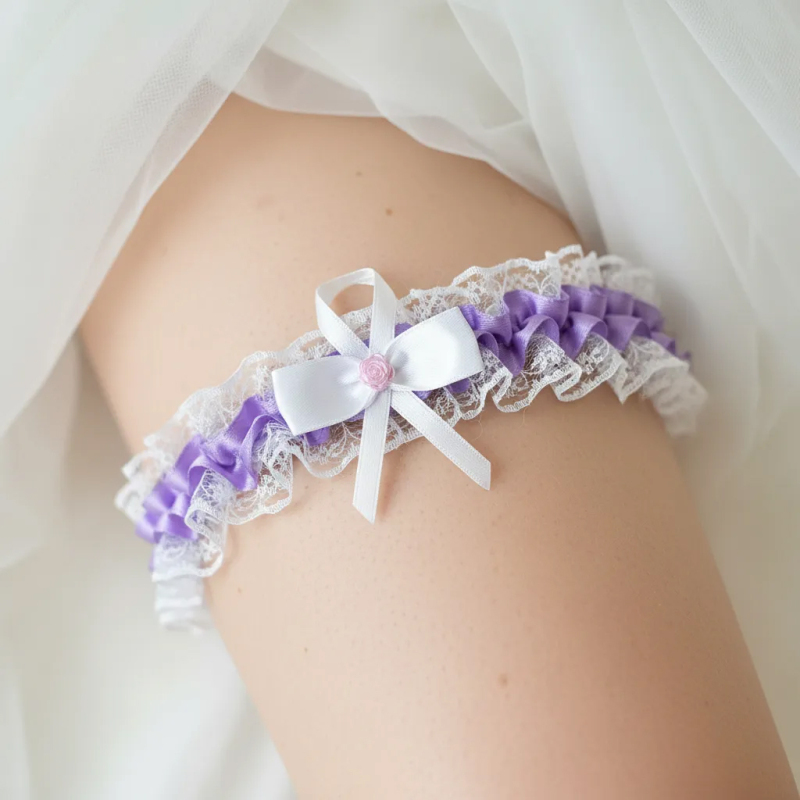 Doplnky pre nevestu - Čipkový fialový podväzok